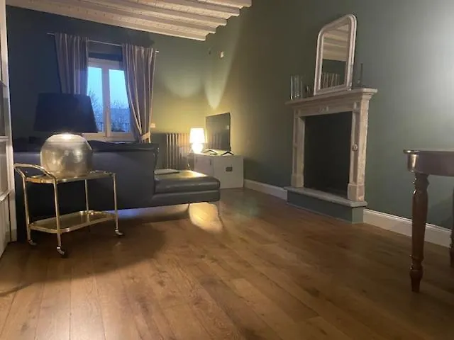 Apartment Suite Arco Della Pace Milan Italy